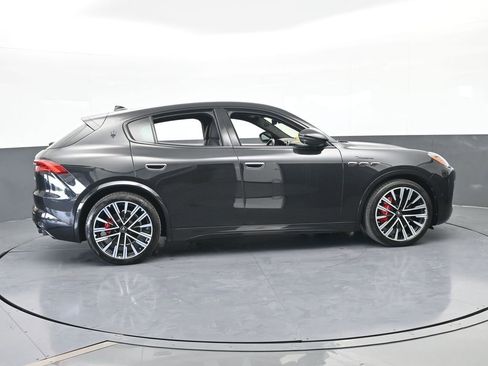 Used 2023 Maserati Grecale Modena image 7
