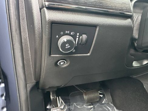Used 2021 Jeep Grand Cherokee High Altitude AWD/4WD image 15