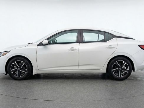 Used 2025 Nissan Sentra SV FWD image 5