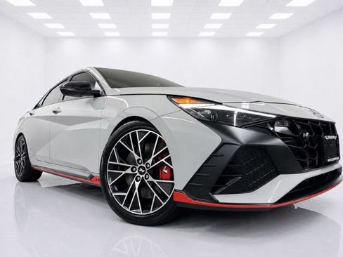 Used 2023 Hyundai Elantra N FWD image 13