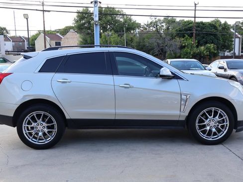 Used 2013 Cadillac SRX FWD image 8
