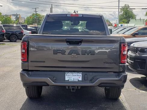 New 2026 RAM 1500 Big Horn w/ Night Edition AWD/4WD image 4