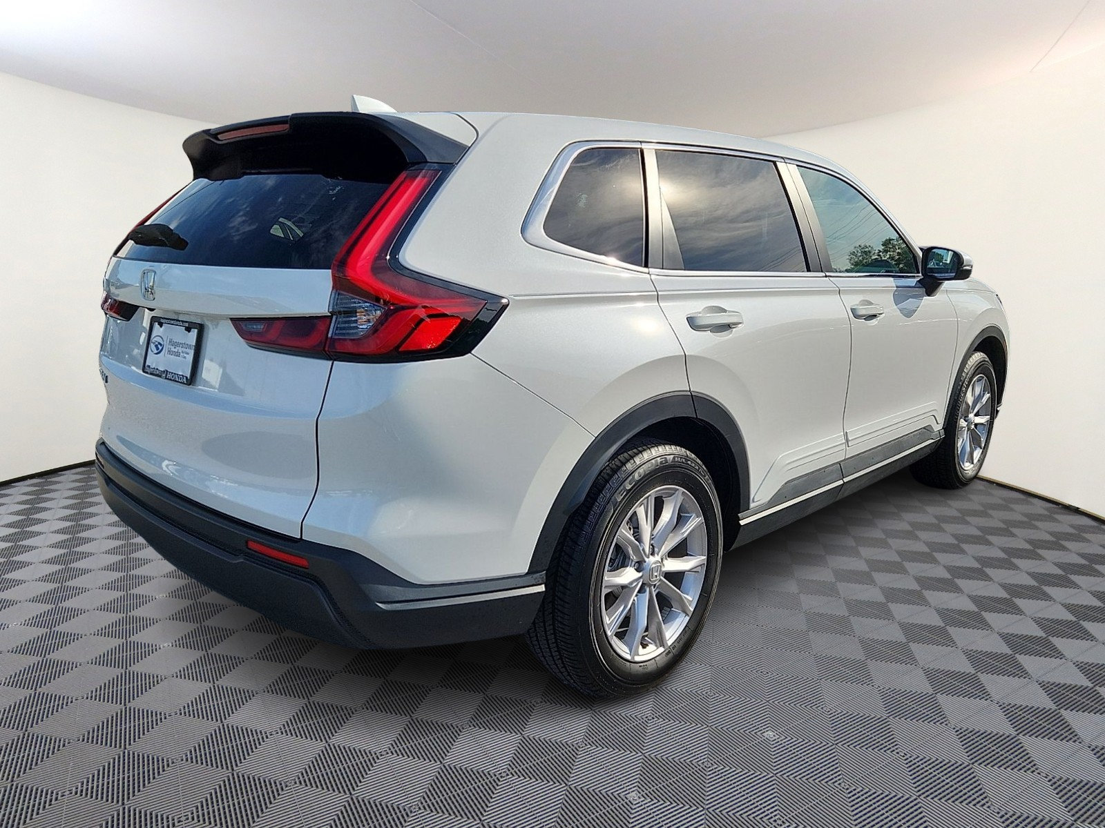 Certified 2025 Honda CR-V EX image 6