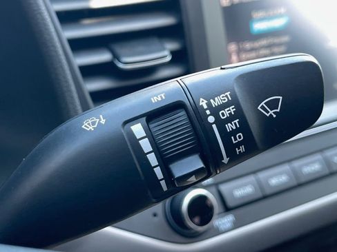 Used 2018 Hyundai Elantra Value Edition image 25