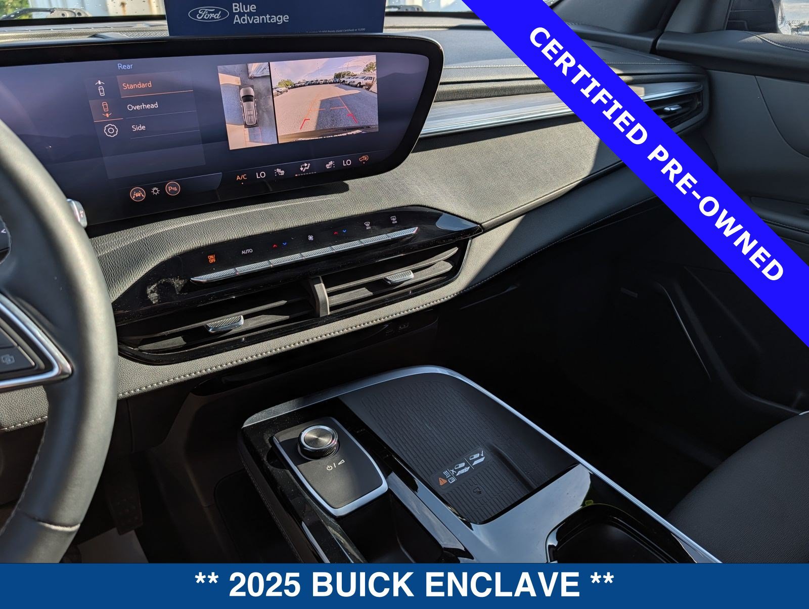 Used 2025 Buick Enclave Preferred FWD image 33