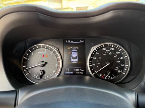 Used 2018 INFINITI Q50 Luxe w/ Essential Package (3.0T Luxe) image 20