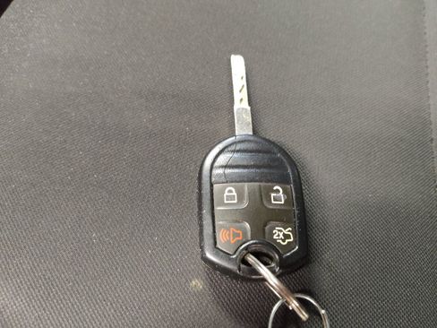 Used 2019 Ford Fiesta SE FWD image 32