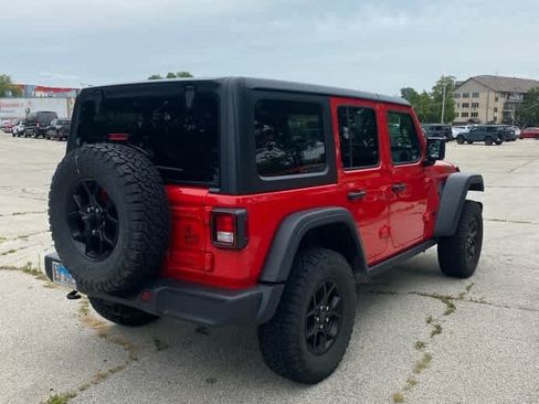 Used 2024 Jeep Wrangler Unlimited Sport AWD/4WD image 4