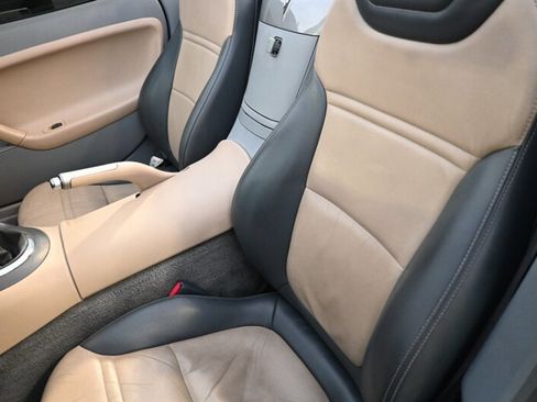 Used 2006 Pontiac Solstice Convertible w/ Premium Package image 26