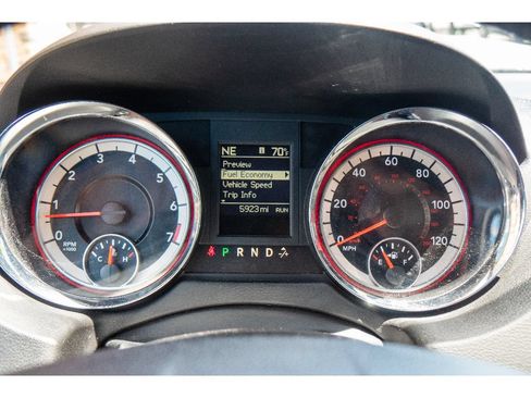 Used 2015 Dodge Grand Caravan R/T w/ Safety Sphere Group FWD image 18