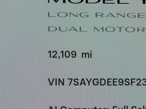 Used 2025 Tesla Model Y Long Range AWD/4WD image 19
