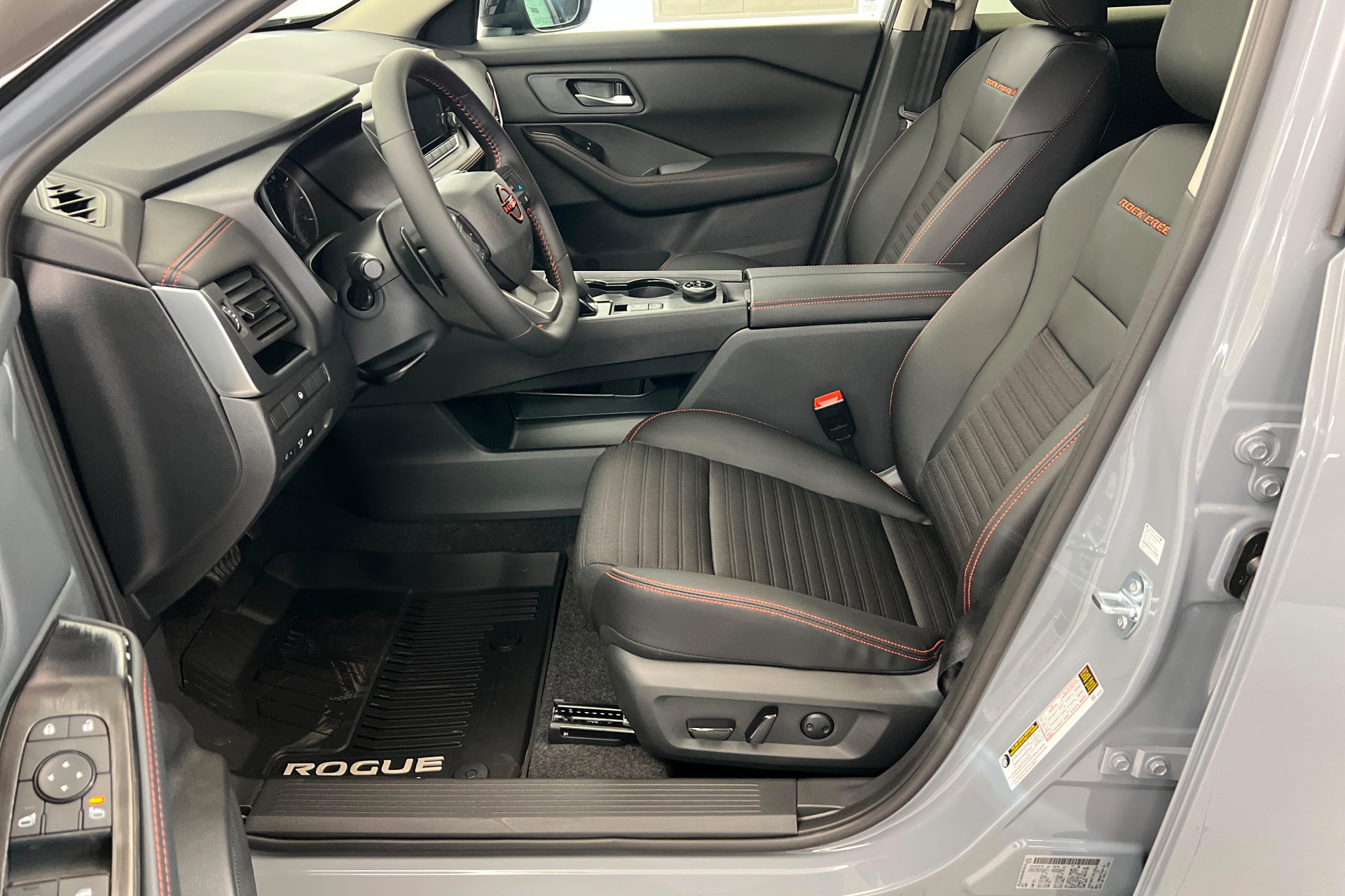 New 2026 Nissan Rogue SV AWD/4WD image 17