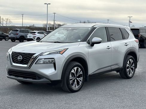 Used 2023 Nissan Rogue SV image 27