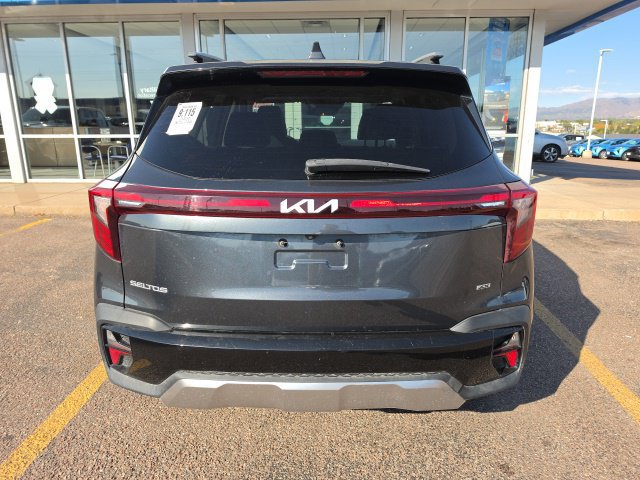Used 2024 Kia Seltos S AWD/4WD image 4