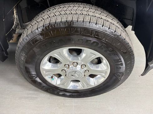 Used 2025 RAM 2500 Big Horn AWD/4WD image 10
