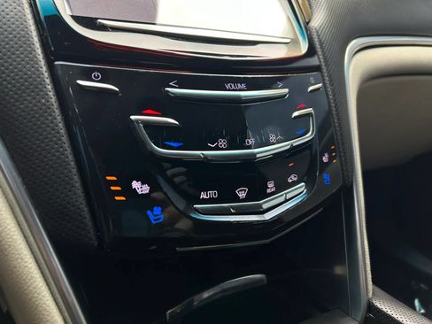 Used 2016 Cadillac XTS Platinum AWD/4WD image 21
