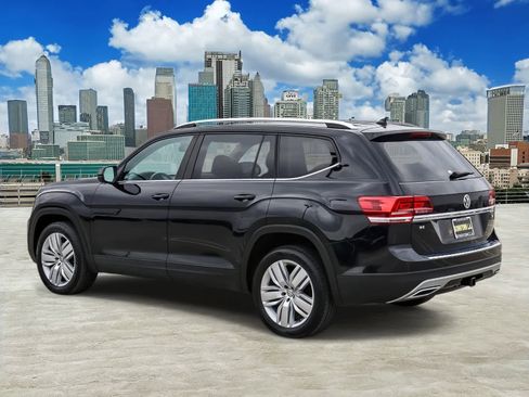 Used 2019 Volkswagen Atlas SE w/ Towing Package FWD image 6