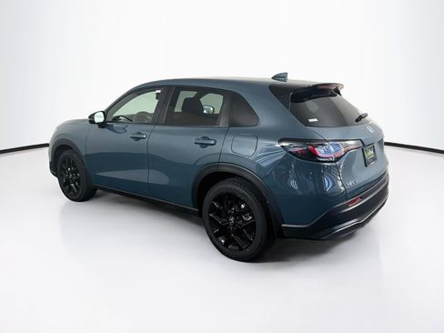Used 2025 Honda HR-V Sport image 5