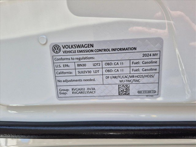 Used 2024 Volkswagen Tiguan SE AWD/4WD image 24
