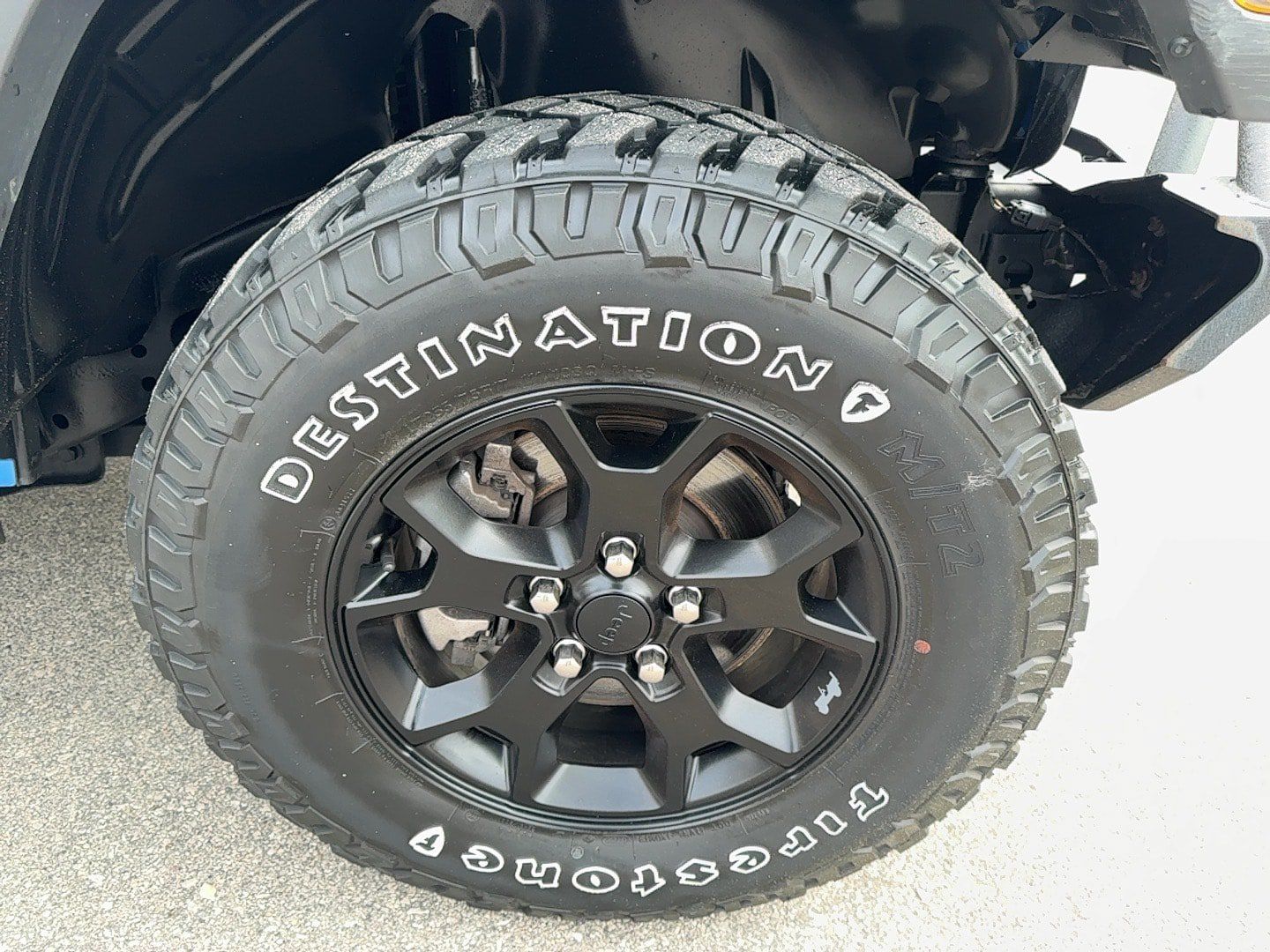 Used 2022 Jeep Wrangler Sport AWD/4WD image 9
