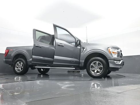 Used 2023 Ford F150 XLT w/ XTR Package image 30