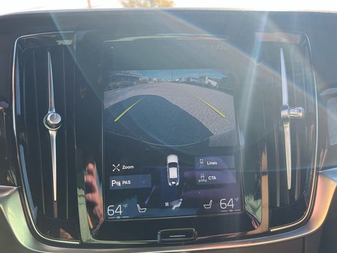 Used 2018 Volvo S90 T5 Momentum w/ Momentum Plus Package image 39