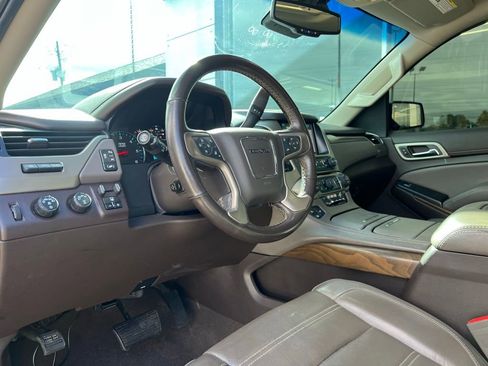 Used 2019 GMC Yukon XL Denali w/ Open Road Package image 35