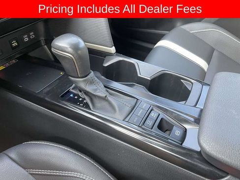 Used 2025 Toyota Camry SE FWD image 33