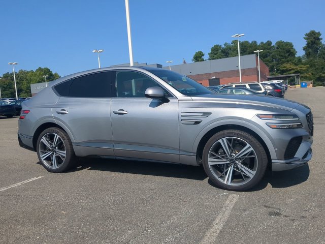 Used 2025 Genesis GV80 3.5T e-SC AWD/4WD image 2