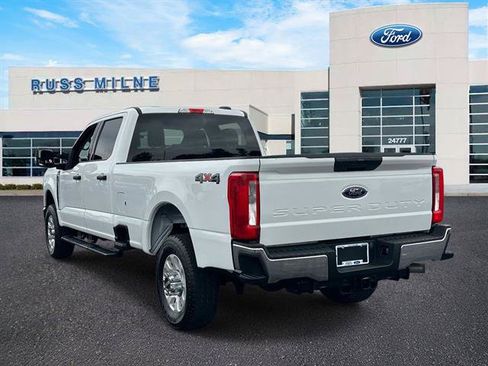 Used 2024 Ford F250 XLT AWD/4WD image 5