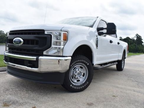 Used 2020 Ford F250 XL w/ Power Equipment Group AWD/4WD image 5