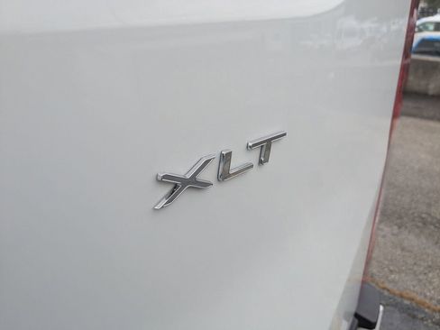 Certified 2019 Ford Transit 150 XLT image 9