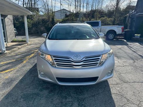 Used 2011 Toyota Venza w/ Convenience Pkg image 2