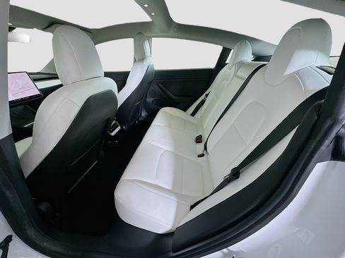 Used 2021 Tesla Model 3 Standard Range Plus RWD image 27
