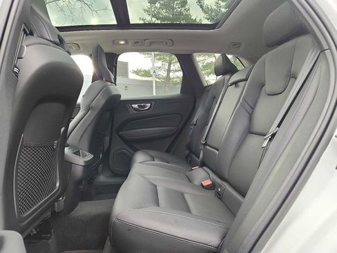 Certified 2023 Volvo XC60 B5 Plus w/ Climate Package image 10