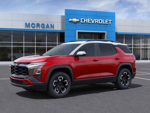 New 2026 Chevrolet Equinox ACTIV image 2