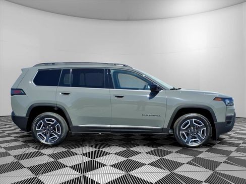 New 2026 Jeep Cherokee Laredo image 3