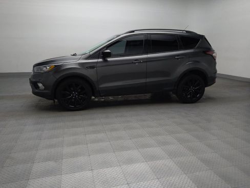 Used 2017 Ford Escape SE w/ Equipment Group 201A FWD image 2
