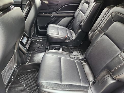 Used 2024 Lincoln Aviator Reserve w/ Equipment Group 201A image 30