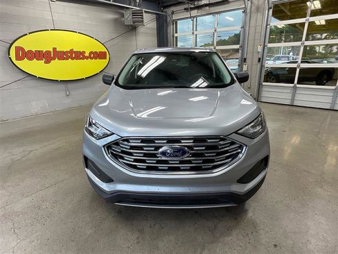 Used 2022 Ford Edge SE AWD/4WD image 8