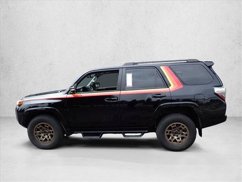 Used 2023 Toyota 4Runner 40th Anniversary SE AWD/4WD image 2