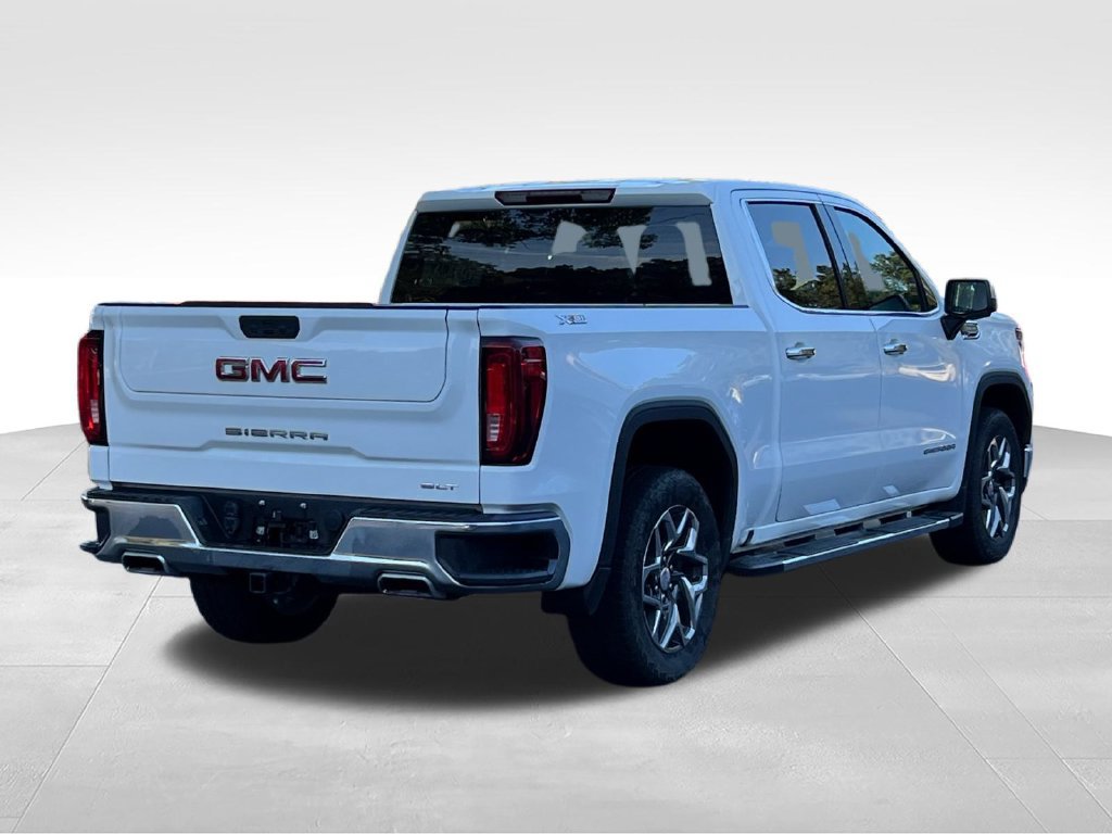 Used 2024 GMC Sierra 1500 SLT AWD/4WD image 5
