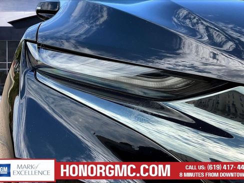 Used 2019 Chevrolet Blazer RS AWD/4WD image 32