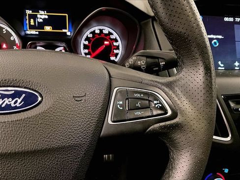 Used 2017 Ford Focus ST w/ Equipment Group 401A FWD image 18