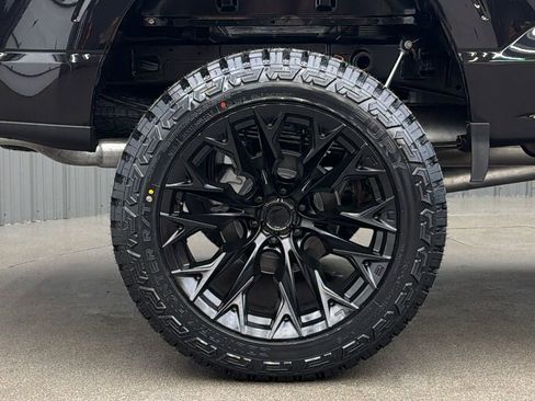 Used 2025 Ford F150 Lariat image 11