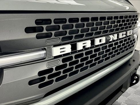 Certified 2023 Ford Bronco Badlands AWD/4WD image 28