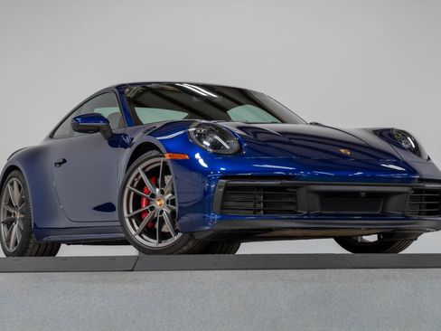 Used 2024 Porsche 911 Carrera 4S image 31