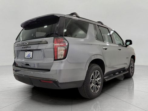 Used 2021 Chevrolet Tahoe Z71 w/ Luxury Package AWD/4WD image 19