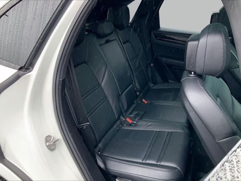 Used 2019 Porsche Cayenne S AWD/4WD image 19