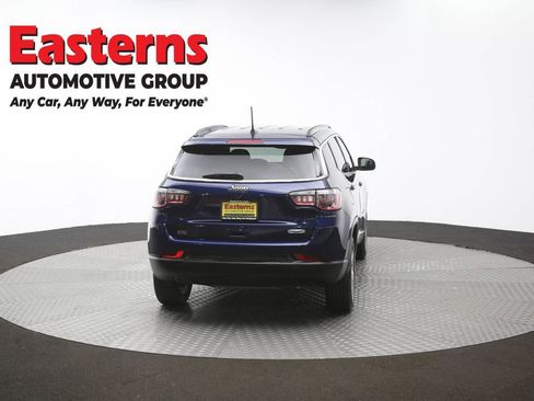 Used 2019 Jeep Compass Latitude FWD image 37